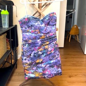 Strapless floral fun mini dress!
